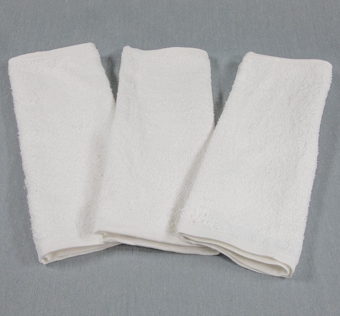 Wholesale White Bath Towels Bulk 27 x 54 17 lbs/doz - Bulk