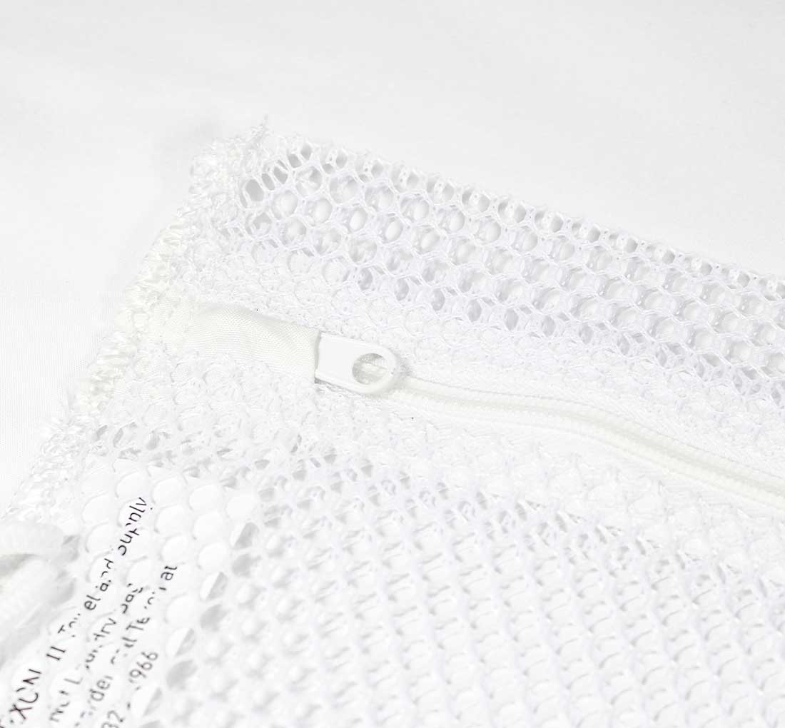 12x12 White Mesh Zipper Laundry Glove Bag 2