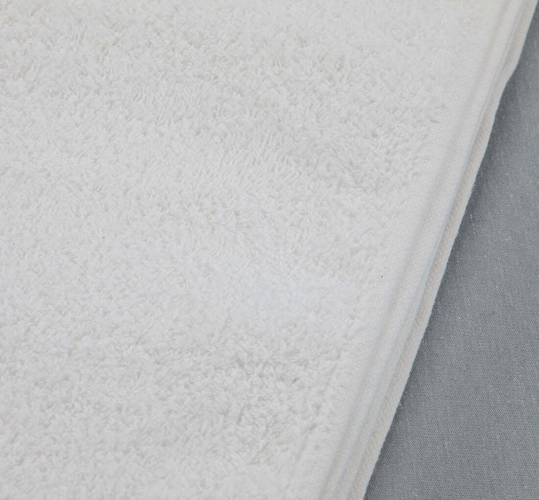 12x44 Towel White Closeup