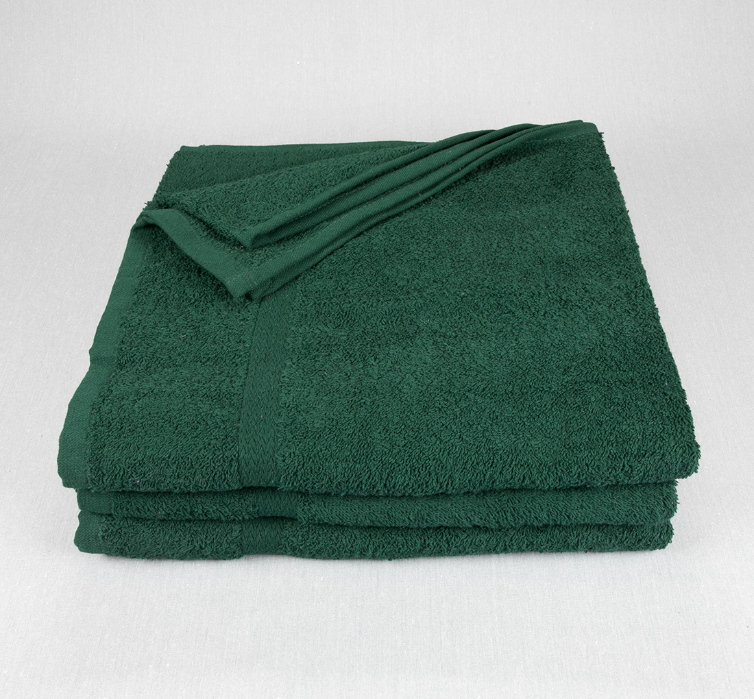 27x52 Hunter Green Bath Towels, hunter green locker room towels, golf club towels, green pool towels, green gym towels