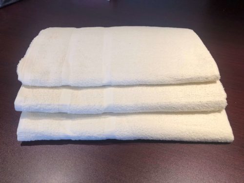 Yellow-Pineapple3668-15 Towels closeout