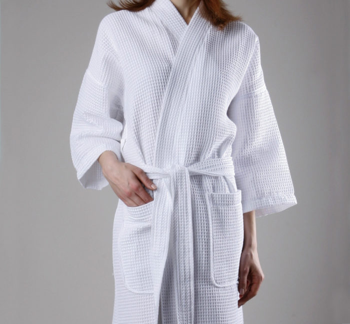 R127k 48x60 White Bathrobe Model